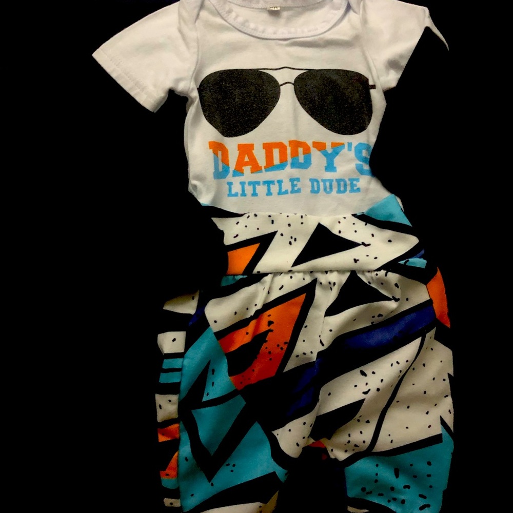 Newborn baby boy outfit sets, like new!